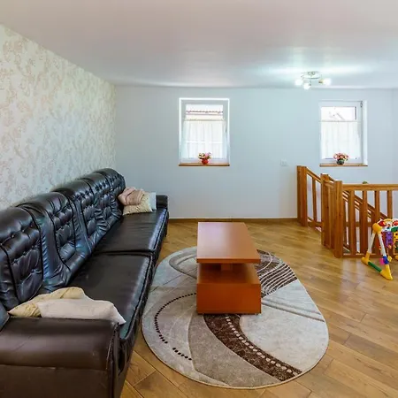 Casa Primaverii Vilă